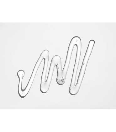 Shu Uemura Izumi Tonic Strengthening Gloss texture